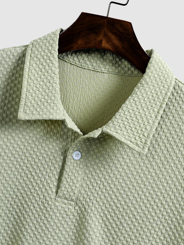 Men's textured seersucker half-button lapel solid color polo